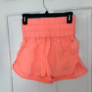 Free People Movement The Way Home Coral Women's Shorts size M EUC